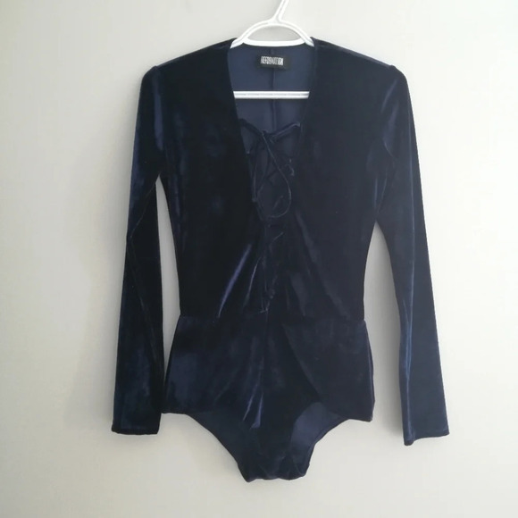 Reformation  Avalon Blue Velvet Lace Up Front Bodysuit Plunging V-Neck XS - Picture 3 of 16